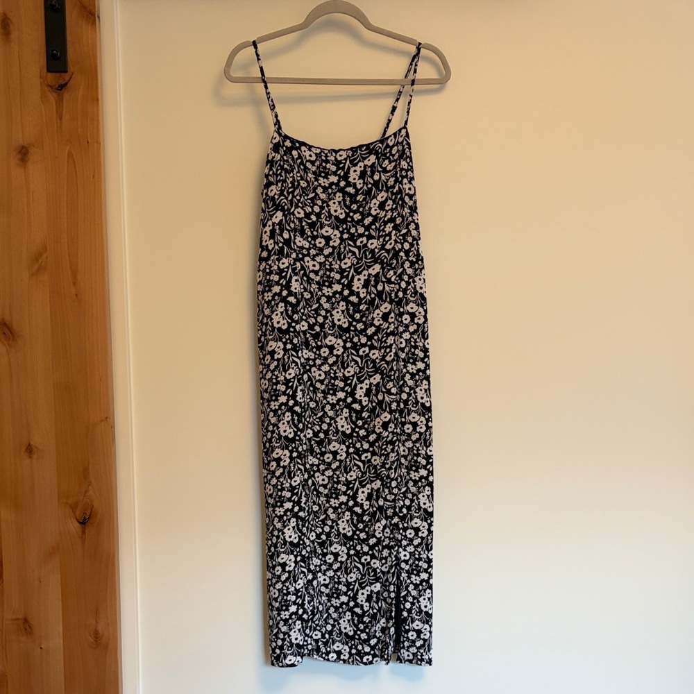 TALL Banana Republic Floral Black and White Midi Dress with Slit